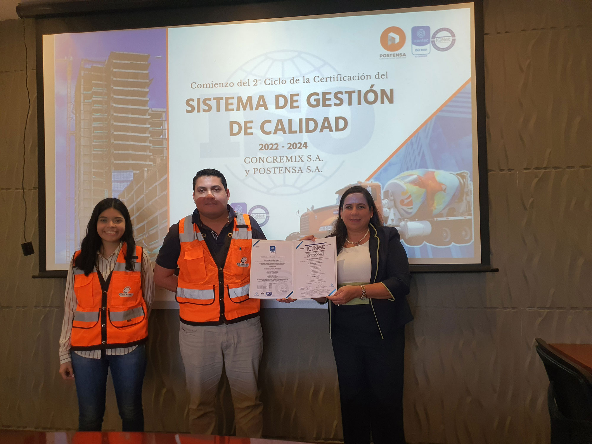 CONCREMIX Y POSTENSA RENUEVAN SUS CERTIFICADOS ISO 9001:2015