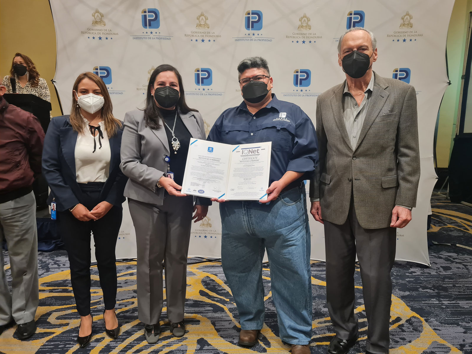 Instituto de la propiedad obtiene certificación